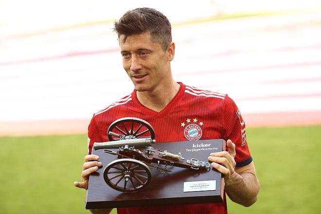 海港旧将28岁双响轰逆足世界波率队胜沙特联队